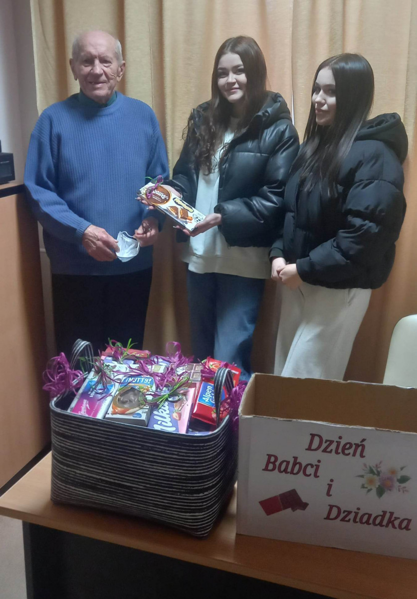 Dzień Babci i Dziadka | Zespół Szkół Mechanicznych w Kielcach